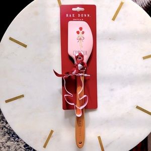 Rae Dunn L’amour Spatula & Cookie Cutter Set